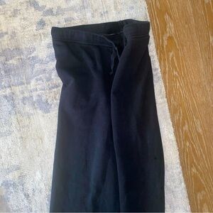 Frank & Eileen Black Capris
